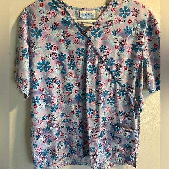 Dresses & Skirts - Used scrub top